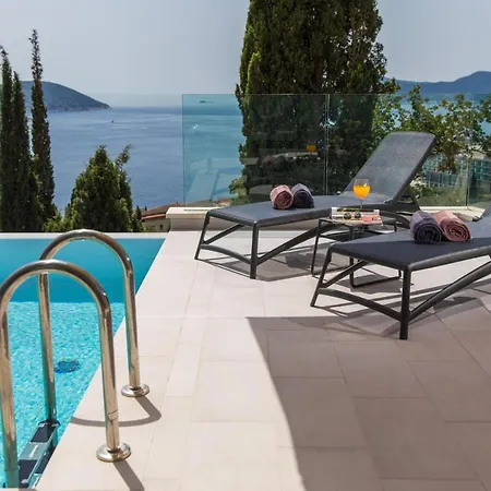 빌라 Luxury Maris 5* *