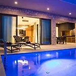 Villa Luxury Maris 5* *