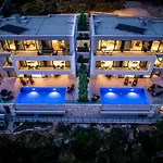 Luxury Maris 5* Villa *