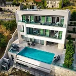 Luxury Maris 5* *