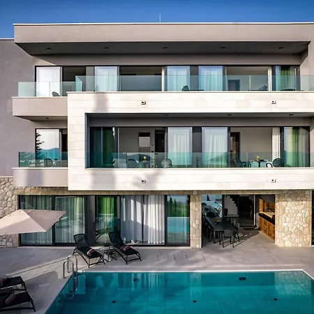 Villa Luxury Maris 5*