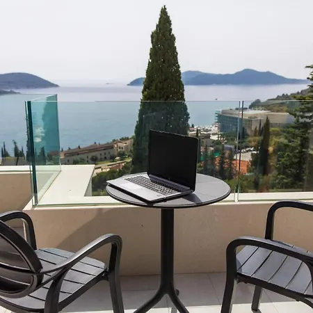 Luxury Maris 5* Villa