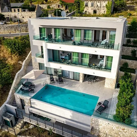 Luxury Maris 5* *