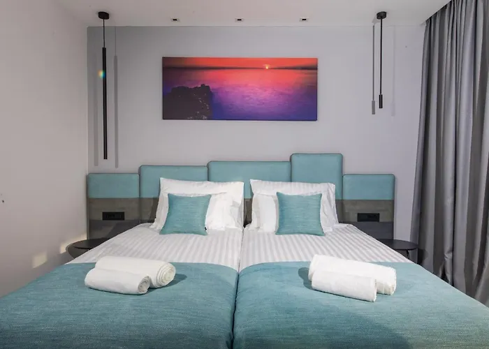 Luxury Maris 5* Villa *