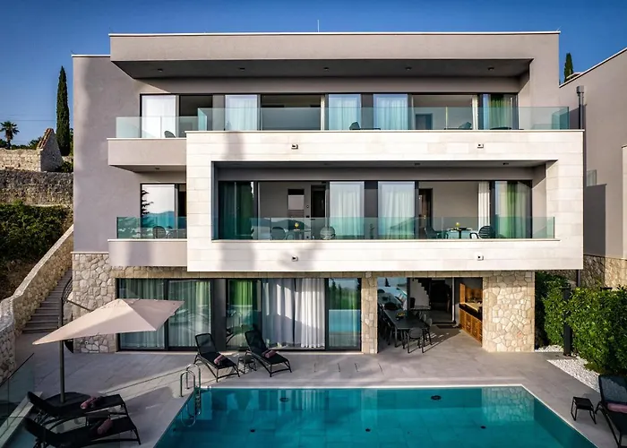 빌라 Luxury Maris 5*