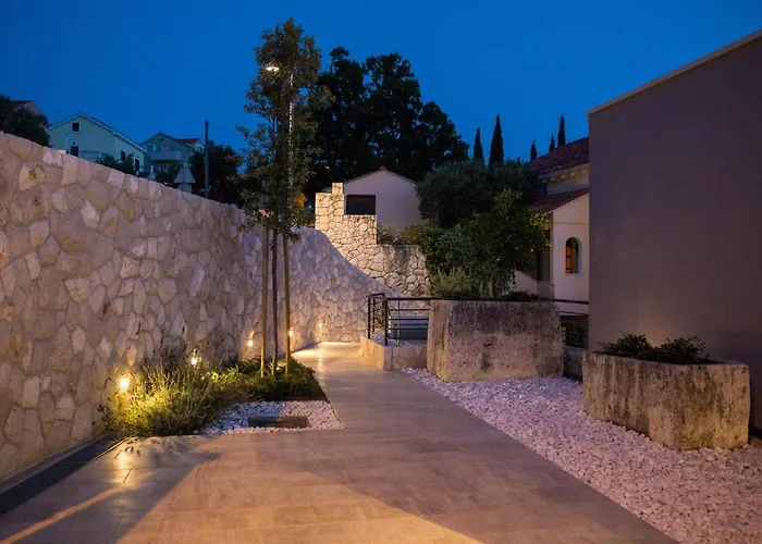 Luxury Maris 5* Villa