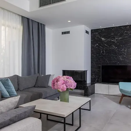 빌라 Luxury Maris 5*
