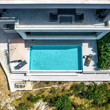 Luxury Maris 5* Vila *